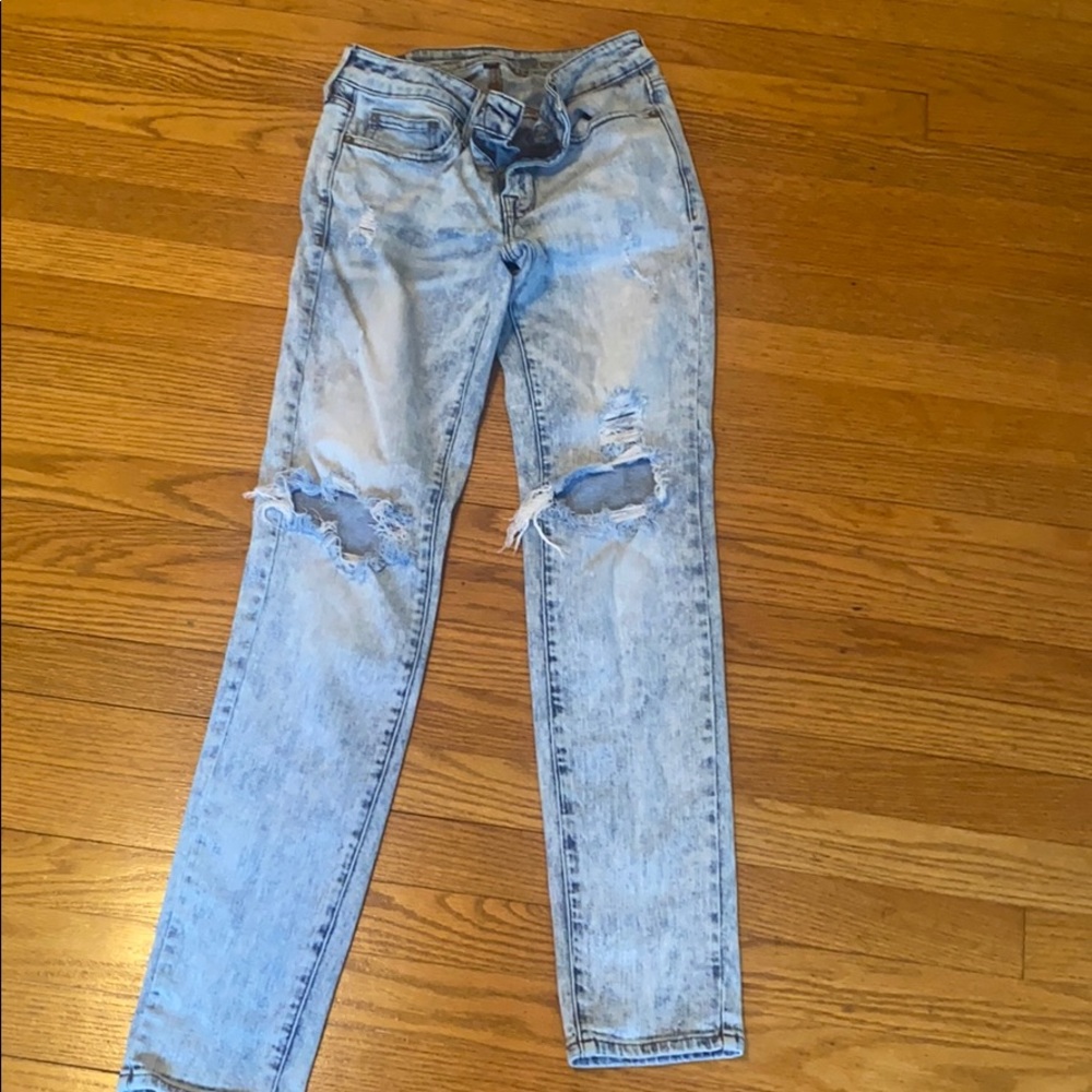 AE jeans. 28 x32